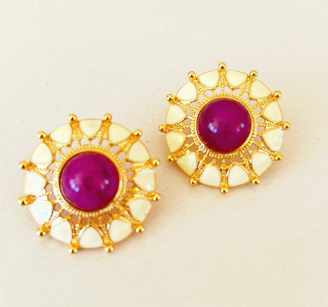 Classic round starburst designer style pierced earrings