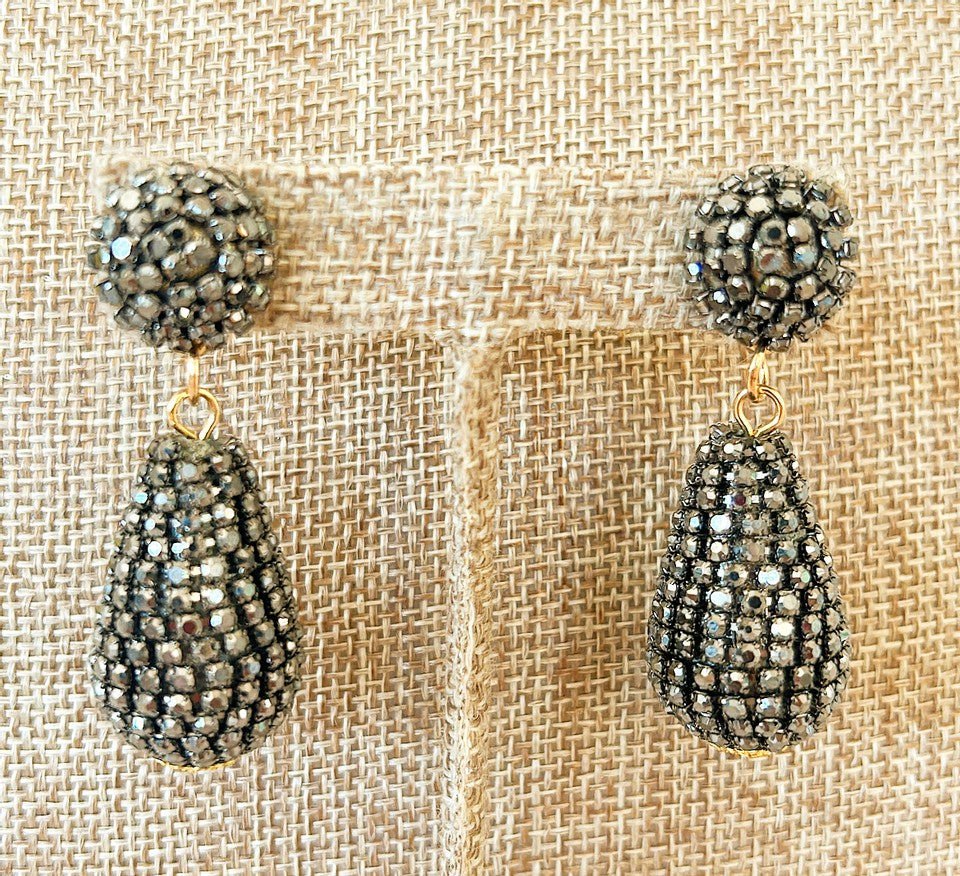 Glamorous statement pierced style earrings