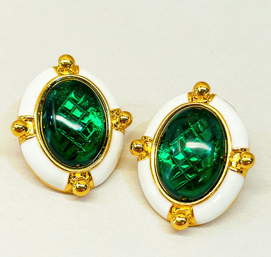 Classic oval green faux gemstone pierced earring