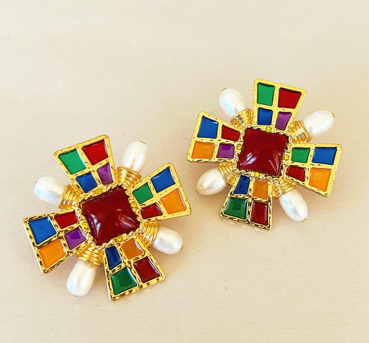 Fabulous large statement pierced style designer earrings.